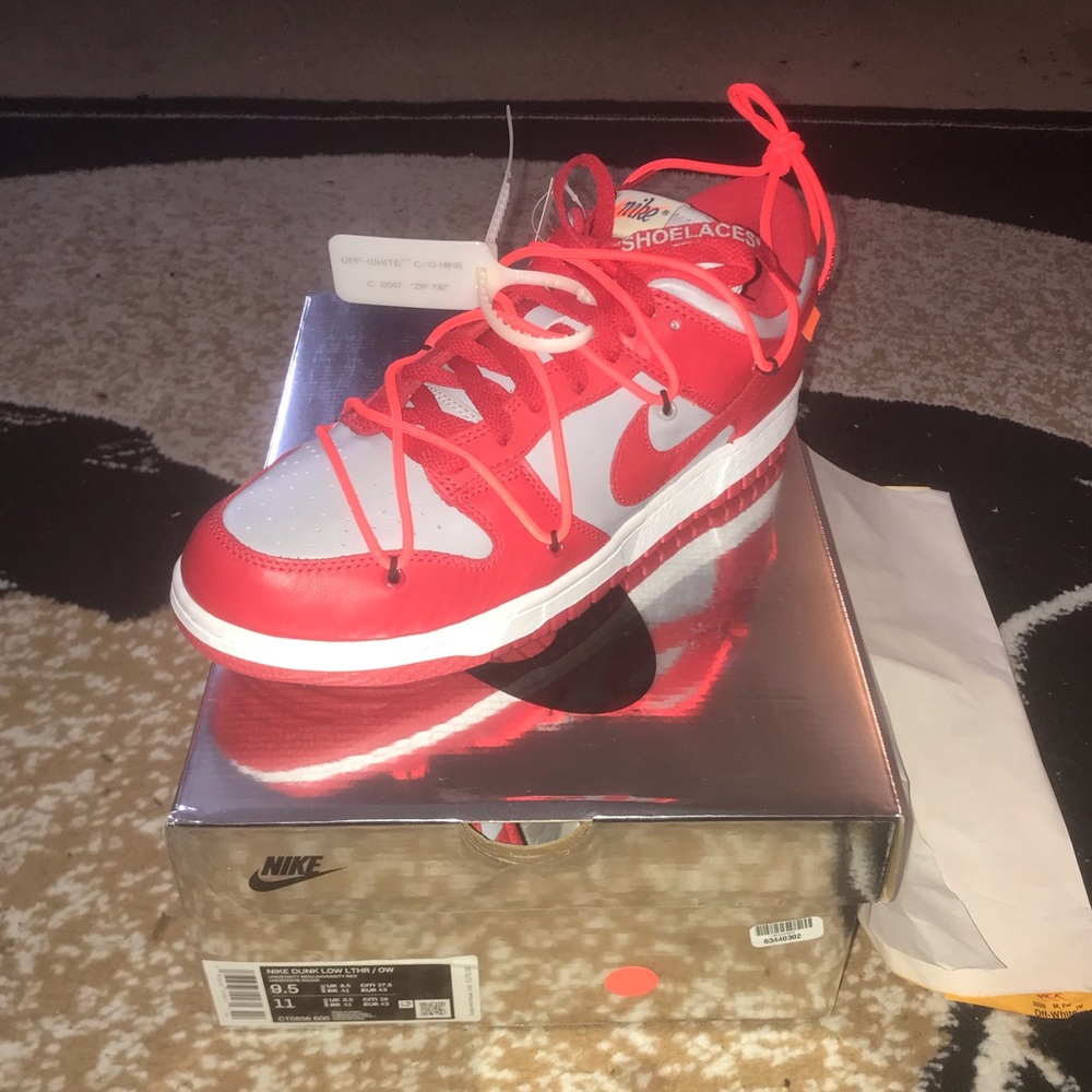 Off-white University red Dunk lo